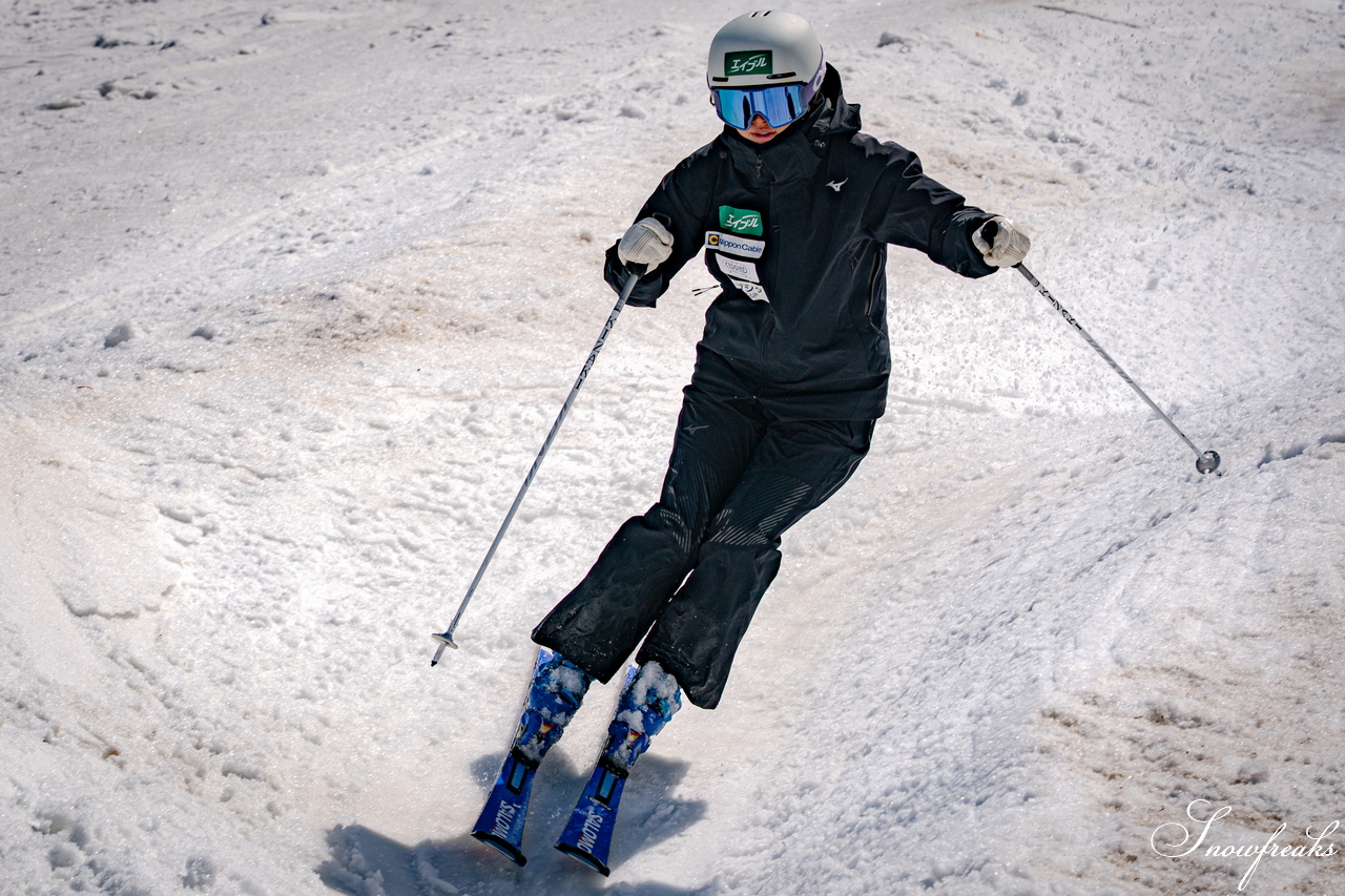キロロリゾート｜ポカポカ陽気で絶好の春スキー日和♪こんな日は、みんなで思いっきり春雪を満喫しましょう！